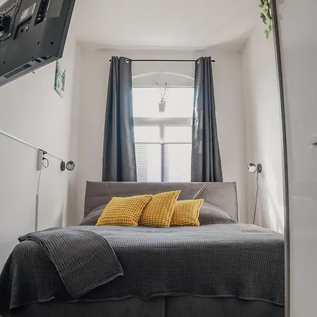 Апартаменты *neu*family&work*wlan*ntflx*cozy*zentrum*toplage